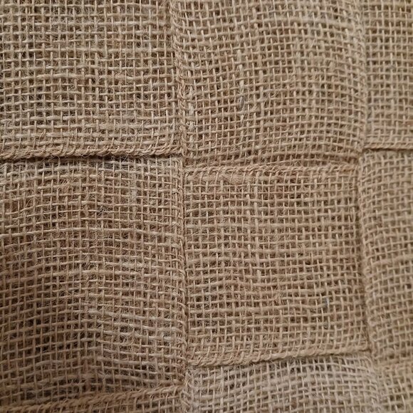 Burlap woven table runner 12 X 66 inches - Picture 4 of 4